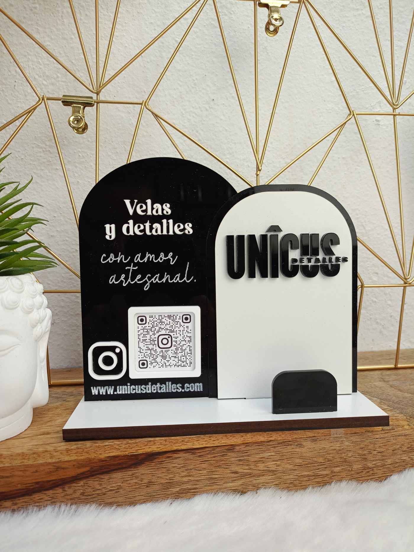 Placa Qr con tarjetero - Imagen 2